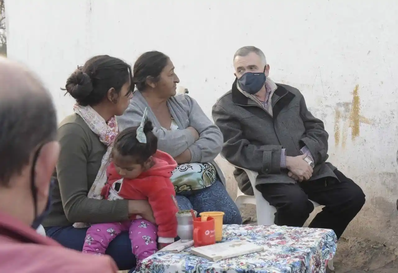 Jaldo visitó a la familia de Luis Espinoza