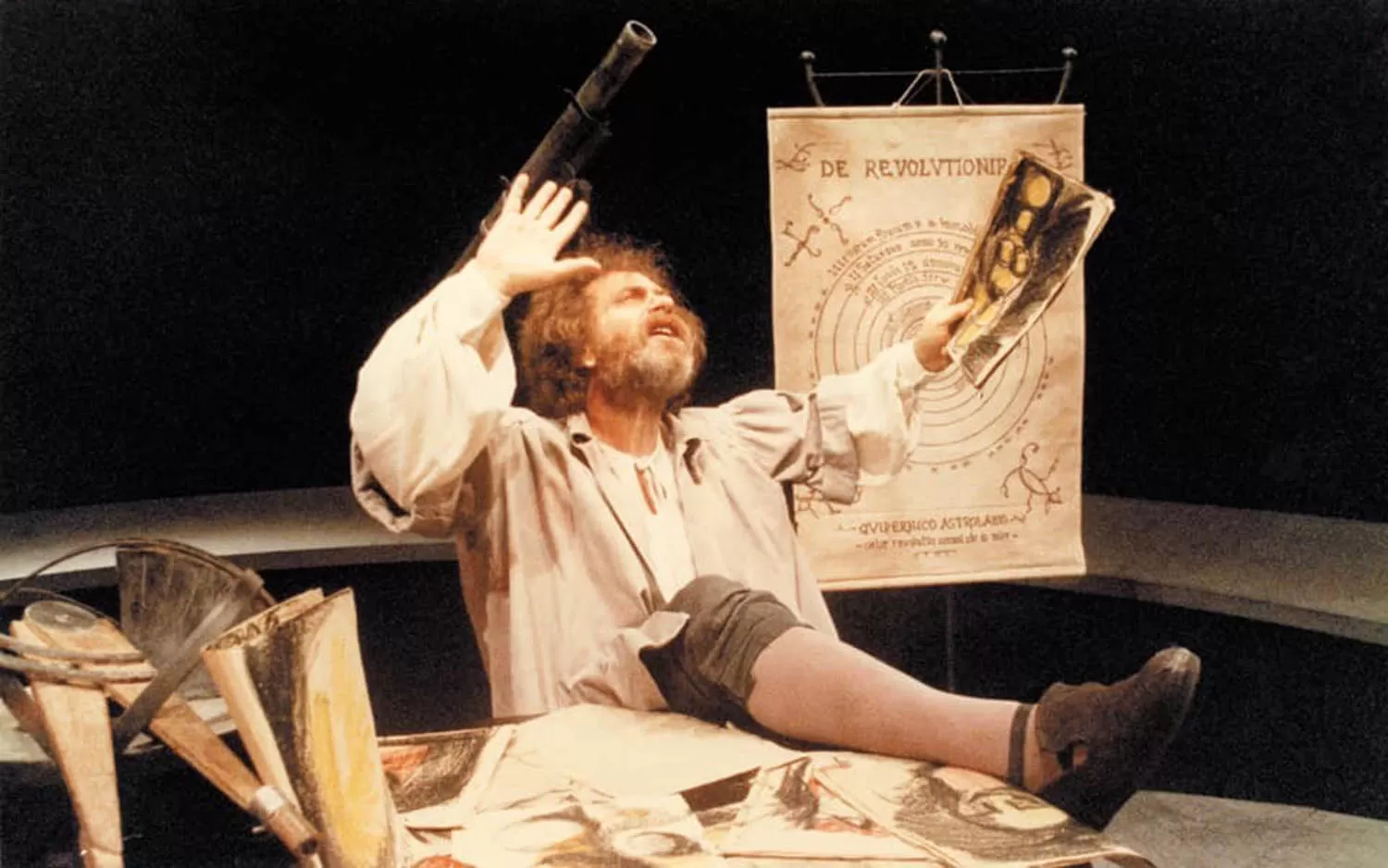 Teatro on line: puesta emblemática de “Galileo Galilei”