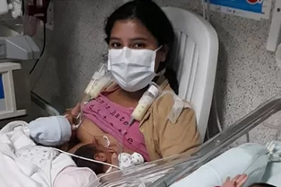 Escuchá el relato de la mujer que tuvo cuatrillizos varada en Buenos Aires