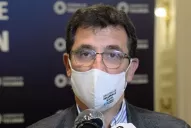 Caso Érica: el ministro Yedlin acusa al legislador Ascárate de politizar la violencia