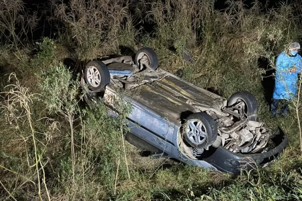 Vecinos del productor rural incendiaron el auto de los delincuentes y se habrían perdido pruebas clave