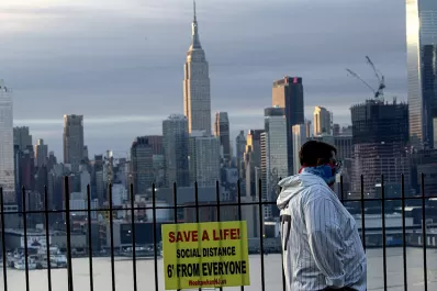 Fuerte repunte de contagios y muertes por coronavirus en Estados Unidos