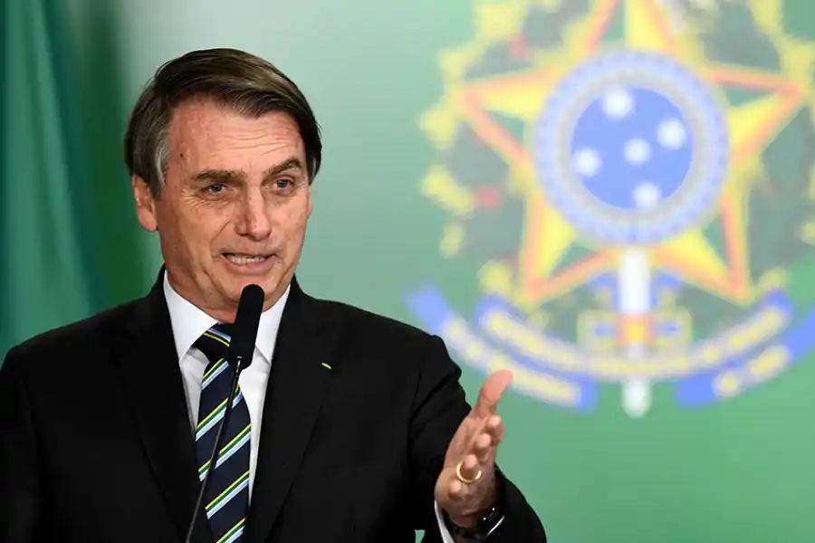 EN FOCO. Bolsonaro fue cuestionado y apoyado en diversas marchas que se dieron en Brasil.
