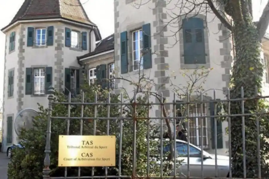 EL LUGAR. Esta es la sede del Tribunal Arbitral du Sport en la ciudad suiza de Lausana. Lo que allí se decida deberá ser acatado de forma definitiva por ambas partes.