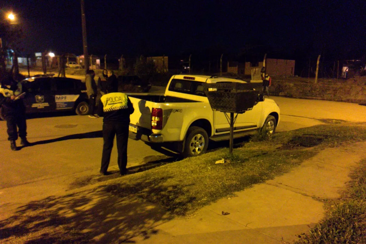 Recuperaron una camioneta y aprehendieron a un hombre por el escruche a una casa en Los Nogales