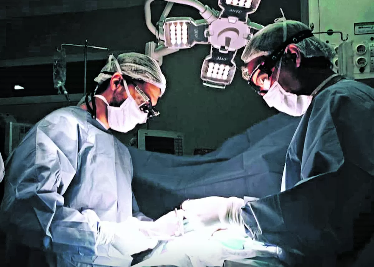 Autotrasplante: una cirugía inédita para salvarle el riñón a un tucumano