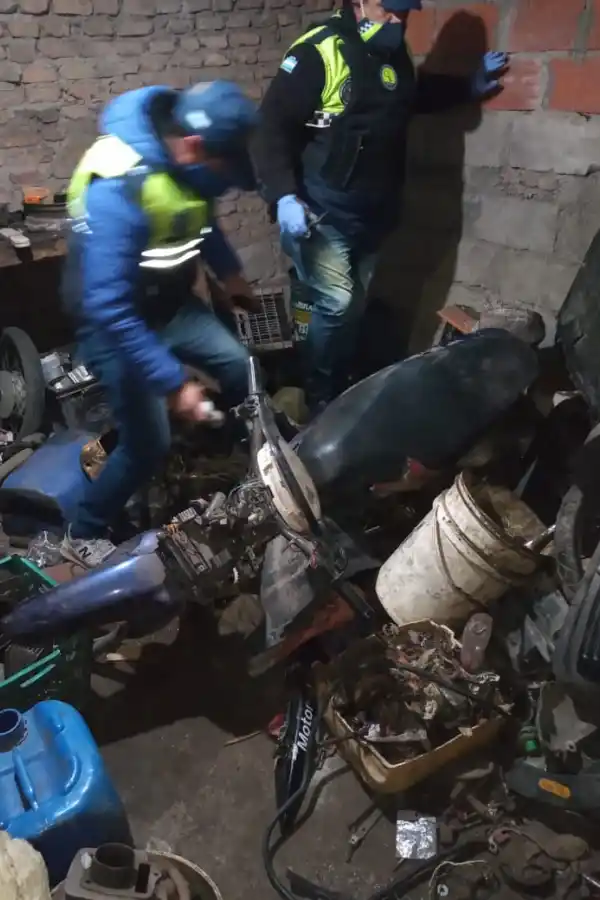 En distintos allanamientos detienen a tres hombres por el crimen del productor Porcel