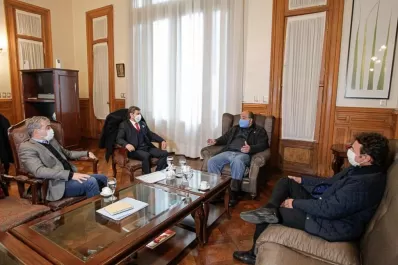 Receptivos y coincidentes: Cano, Campero y Sánchez visitaron al gobernador