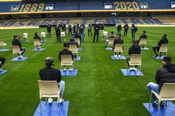 Kily González asumió en Rosario Central con una inédita presentación grupal