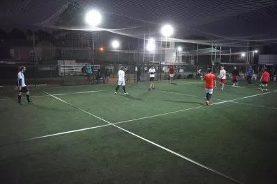 Fútbol sin contacto: difícil, pero no imposible