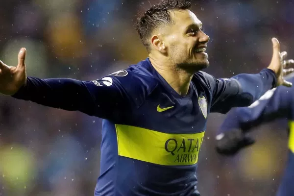 Mauro Zárate sigue en Boca