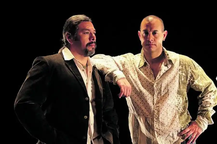 LUNA CRECIENTE. 25 años en escena. 