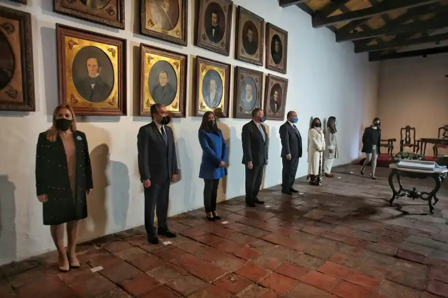 Manzur encabezó la solemnidad del homenaje a los próceres de la Independencia