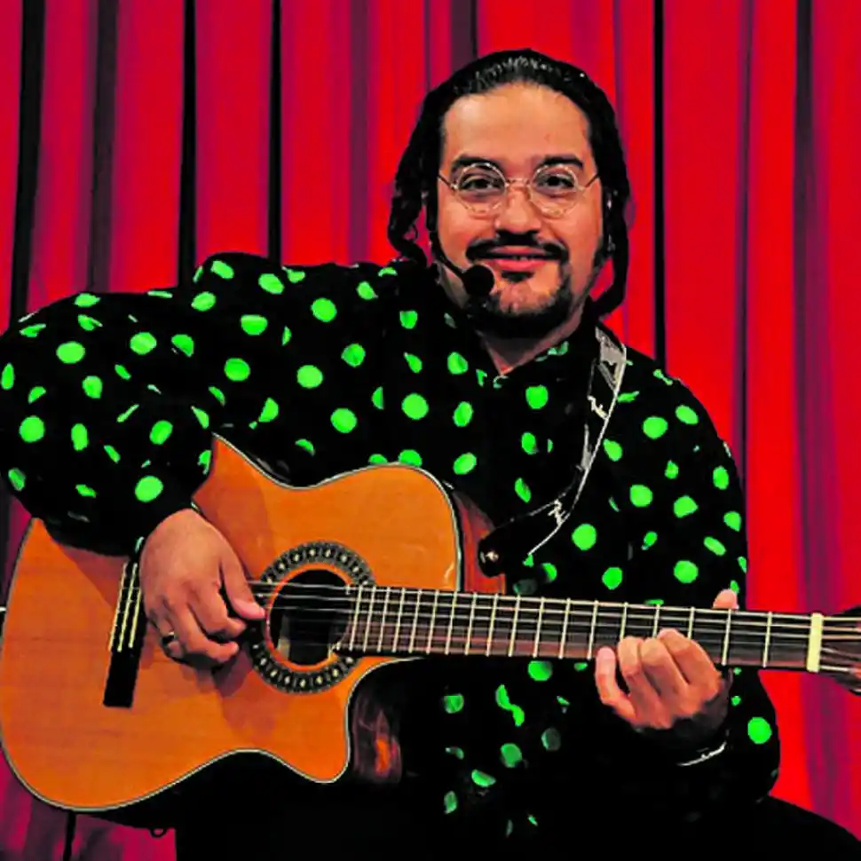 GUSTAVO PARRADO. Larga trayectoria.