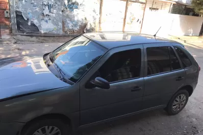 Robaron un auto, pero no pudieron evitar los controles de la Policía