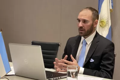 Guzmán insistió en que Argentina tiene voluntad de llegar a un acuerdo por la deuda externa