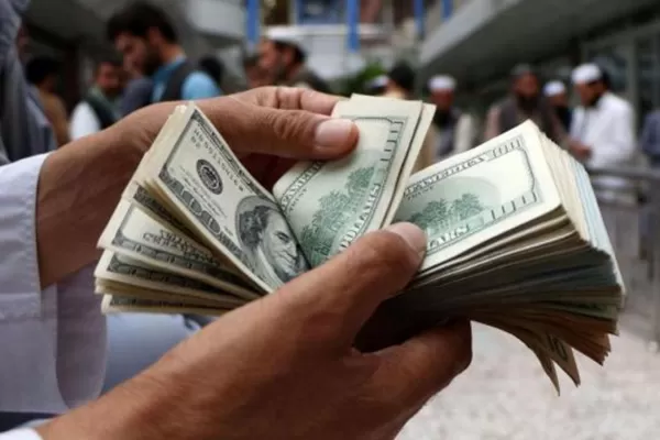 Un estudio pronostica a cuánto llegarán el dólar y la inflación a fin de año, según empresarios