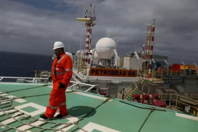 Problemas legales y obreros en peligro en Petrobras