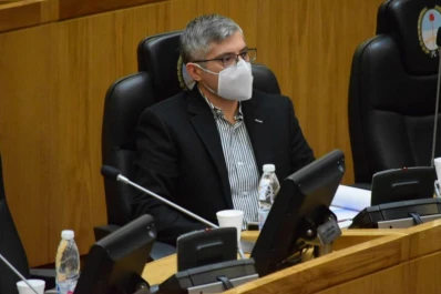 Canelada apuntó contra Manzur por la demora en el cierre de fronteras