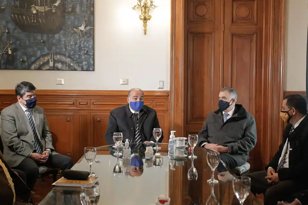 EN REUNIÓN. Manzur, junto a Jaldo, el ministro Acevedo y el intendente Herrera. Foto: Comunicación Pública