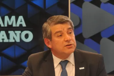 “Los que hoy integran la fuerza policial son hijos de la democracia”