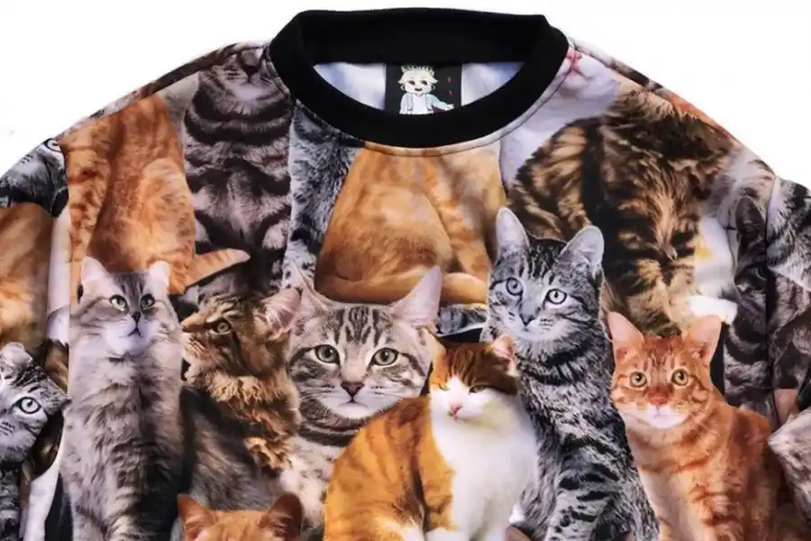 COLLAGE. La impresión digital textil permite jugar con las ilustraciones.