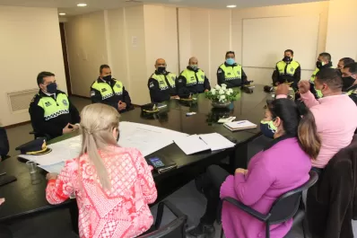 Capacitarán en derechos humanos a policías de las comisarías de la capital