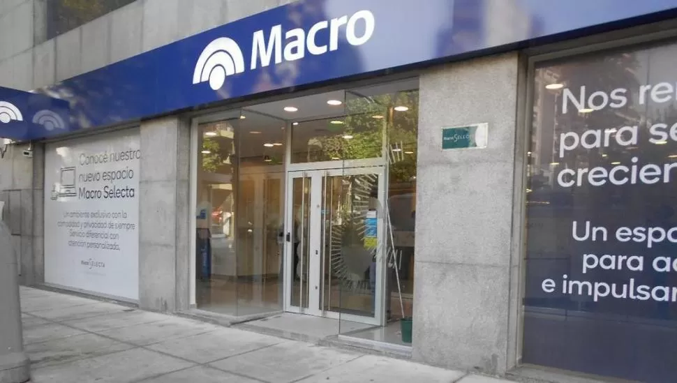 SERVICIOS. En el interior provincial funcionarán los cajeros automáticos y se podrá consultar en las sucursales del Banco Macro. archivo 