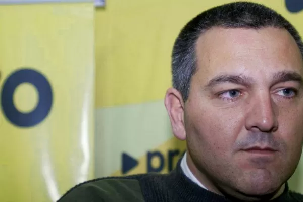 Según Colombres Garmendia, el Gobierno utiliza las intervenciones para hacer caja