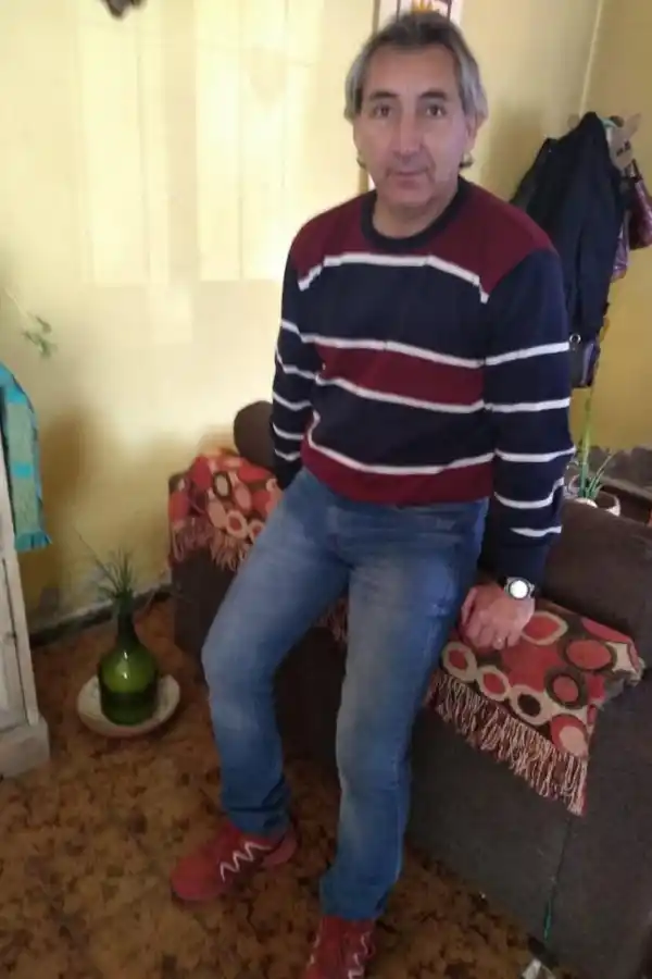 HOY. El chaqueño se radicó en Mendoza y trabaja en tareas lejos del fútbol. 