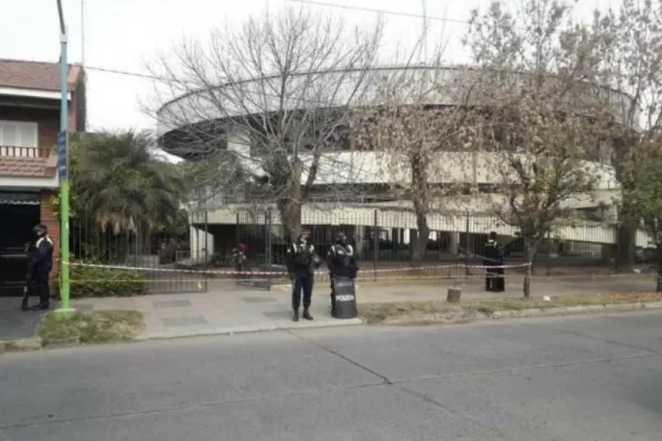 Último momento: al padre Juárez le quisieron robar una millonaria suma de dinero