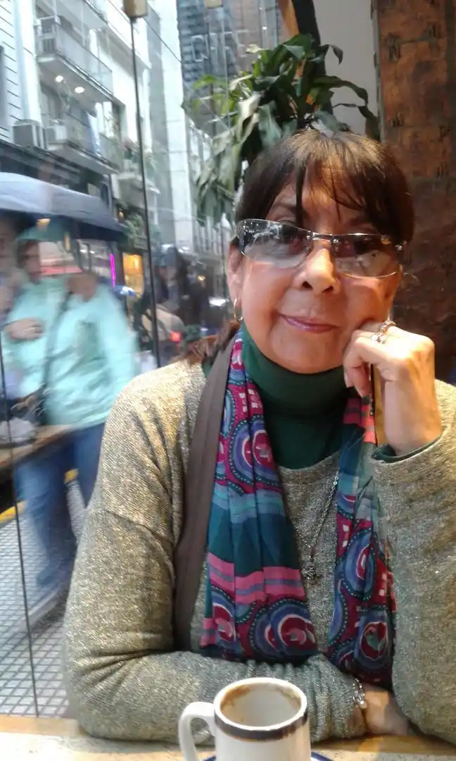 Mamina Núñez de la Rosa: cuando la vida late en una pintura en miniatura