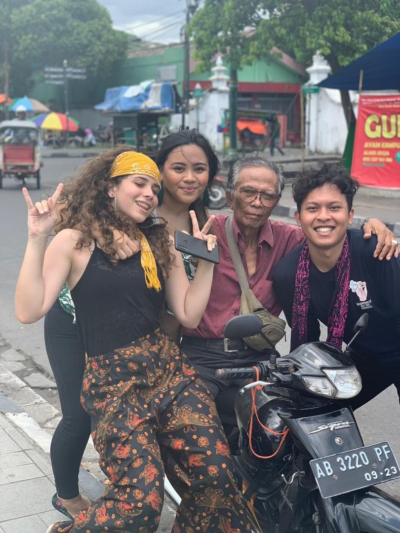 EN TAILANDIA. Nicole Beckmann becada en Indonesia 