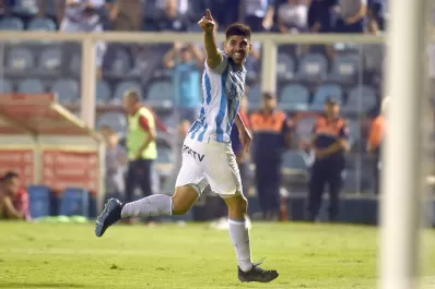 Estudiantes de La Plata abrió contactos informales para llevarse al goleador Leandro Díaz