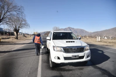 Fotos: controles y desinfección camino a Tafí del Valle