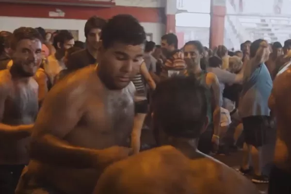 Propuestas en dos autocines: películas en Yerba Buena y en el Hipódromo