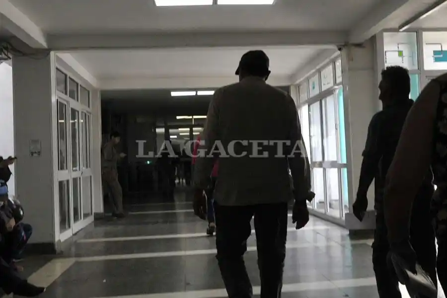 El paciente está internado en el hospital Centro de Salud.