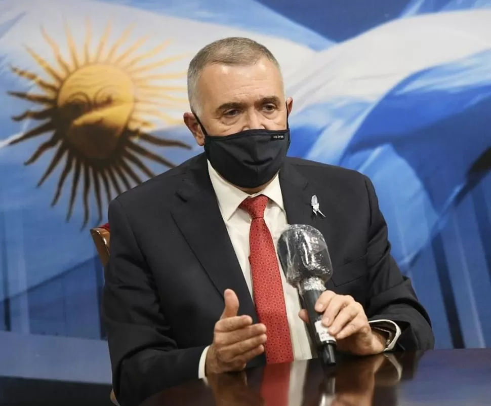 EN LA CÁMARA. El vicegobernador Osvaldo Jaldo manifestó su inquietud ante el avance de la pandemia en provincias vecinas como Jujuy y Salta. 