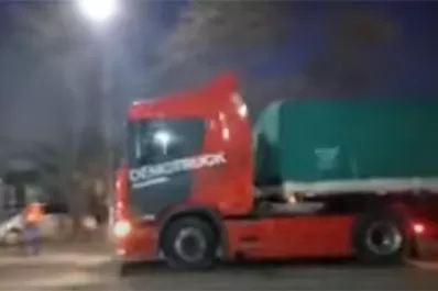 Detuvieron a 17 camioneros que violaron un control