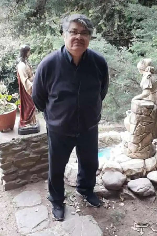 LA VÍCTIMA. El párroco Oscar Juárez fue asesinado de 15 puñaladas.  