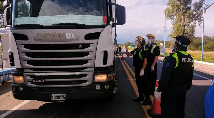 Camioneros deberán presentar una declaración jurada para ingresar a Tucumán