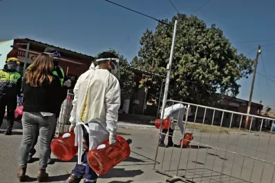 Impresionante despliegue para controlar a 270 familias de Lastenia