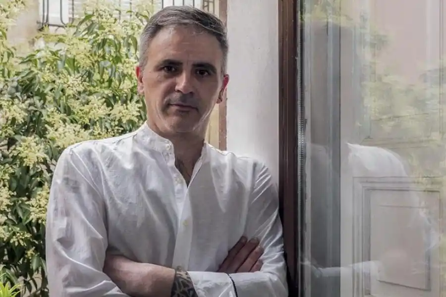 MARCELO LUJÁN. Su libro “La Claridad” fue premiado en España.