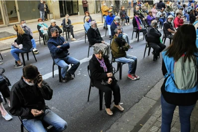 Cobran hoy los jubilados y pensionados con DNI terminado en 4 y 5