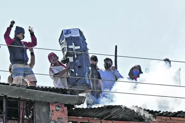 Bolivia: presos amotinados