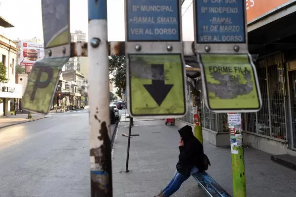 “La situación es desesperante; vamos al paro hasta que cobremos el sueldo”, dijo González, de UTA