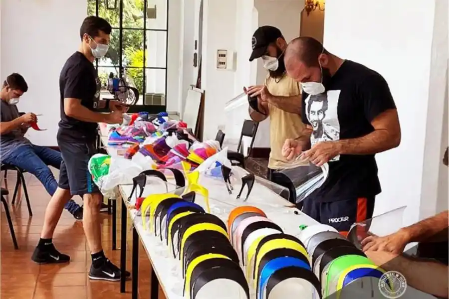 MÁSCARAS Y BARBIJOS. Son los productos más donados en este tiempo. 