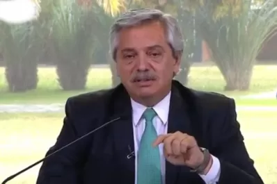 Fernández, a los jóvenes: hagamos un esfuerzo, es una zoncera reunirnos en fiestas clandestinas