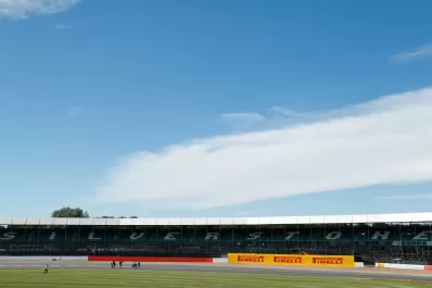 La Fórmula 1 regresa a Silvertone, lo más destacado de la agenda de TV