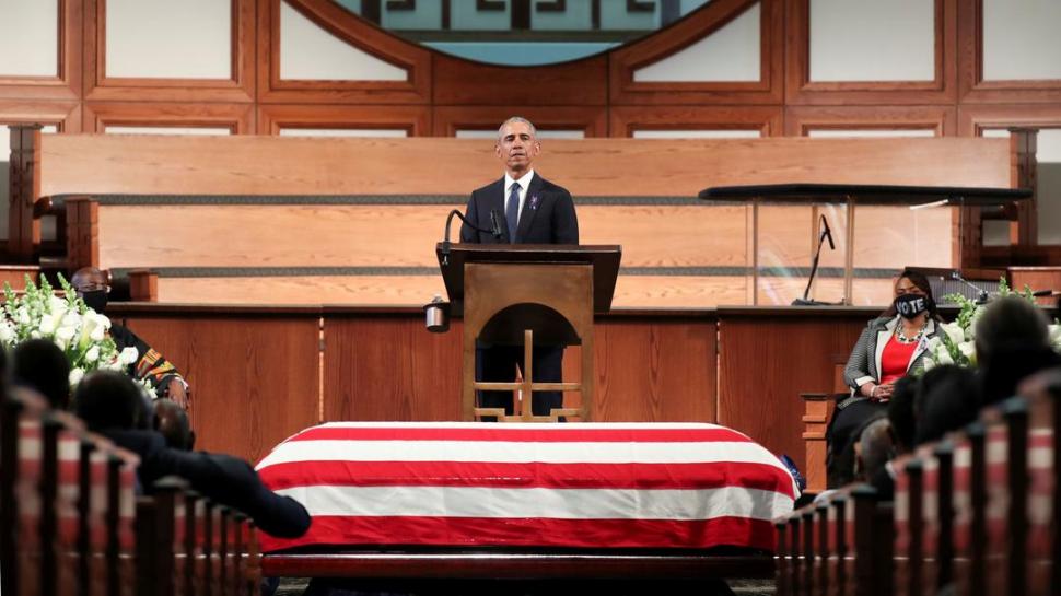 Obama homenajeó al congresista John Lewis, baluarte de la lucha contra la segregación racial.  fotos Reuters     